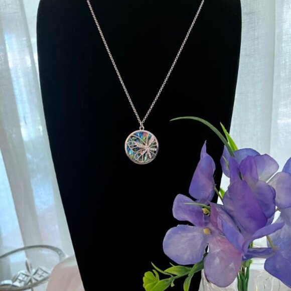 Abalone Necklace with White Sapphire Butterfly NWOT 18" with 2" Extender - Picture 8 of 8
